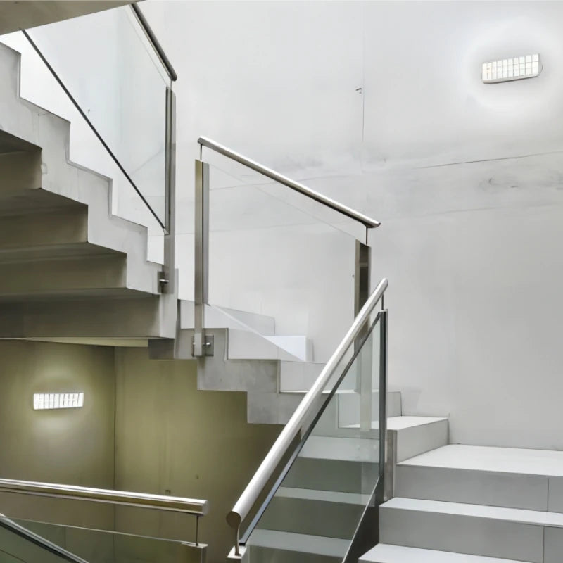 LAMPARA LED DE EMERGENCIA RECARGABLE CON 30 LEDs